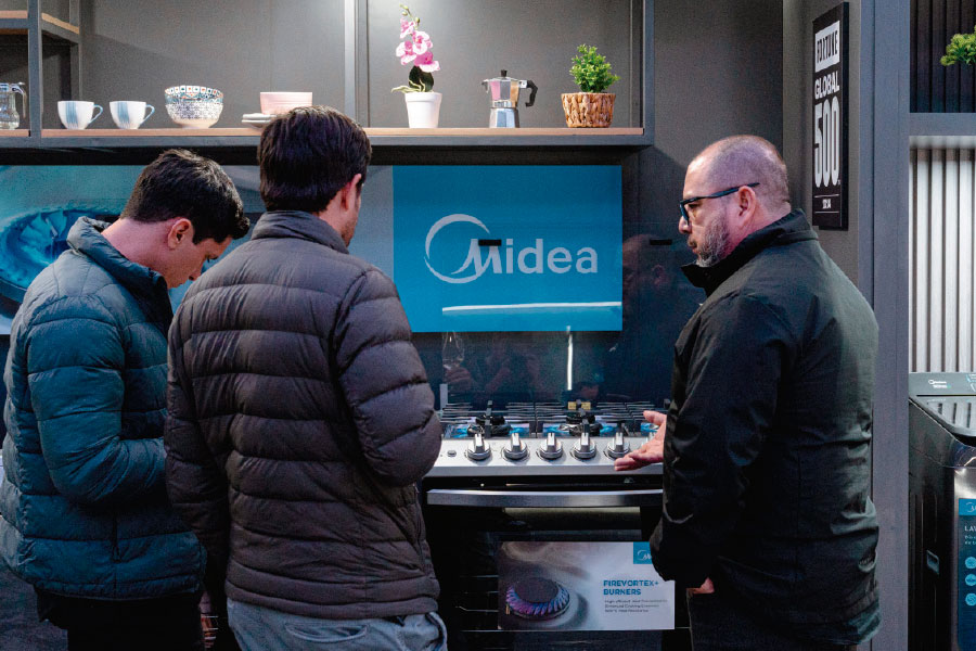Sociales: Midea revoluciona el hogar Foto: Especial